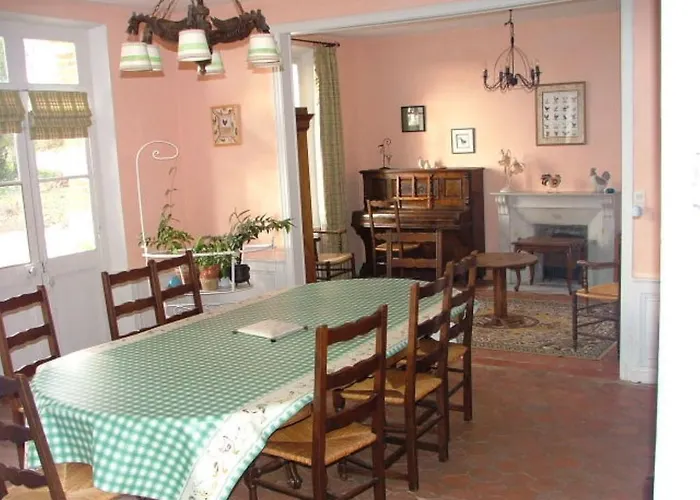 Chez Francine Et Xavier